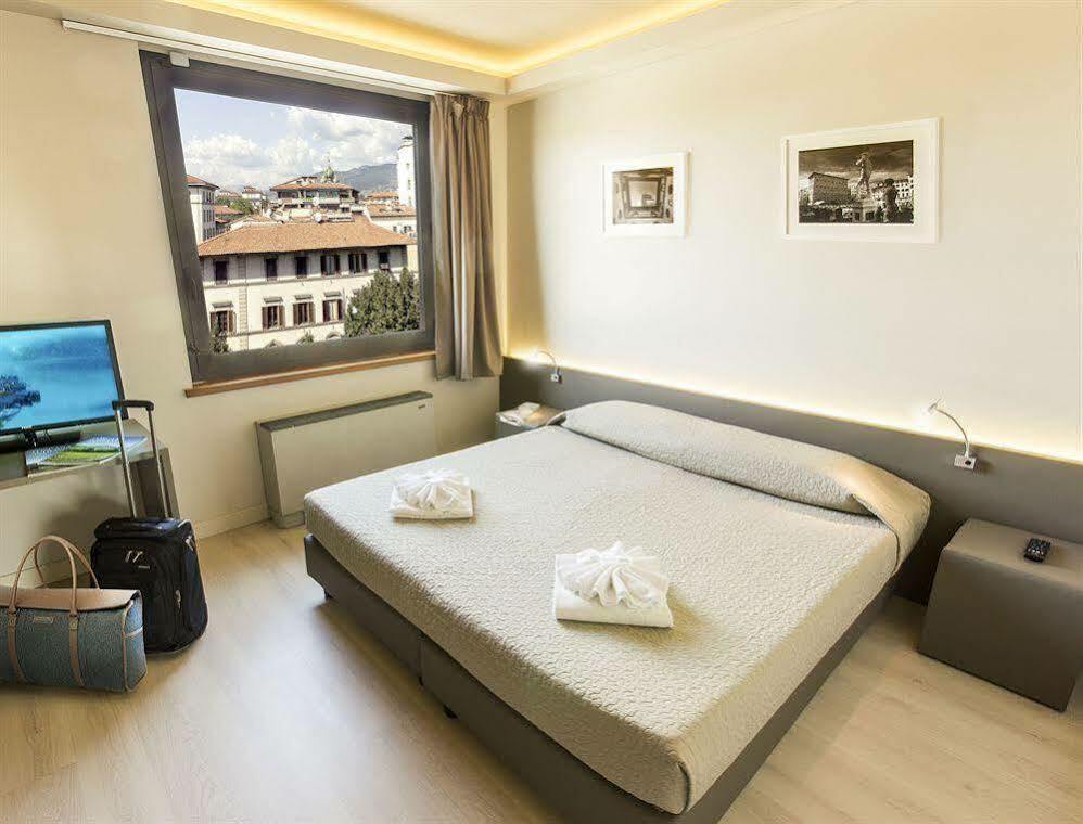 Plus Florence Hostel Eksteriør bilde